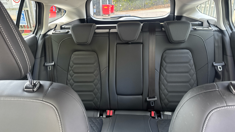 Ford Focus 1.0 EcoBoost Hybrid mHEV 155 Active X 5dr Auto Petrol Estate